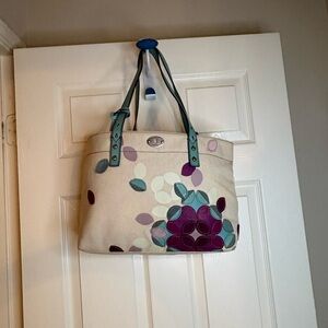 Fossil Floral Patterned Tote Bag - Cream and Purple